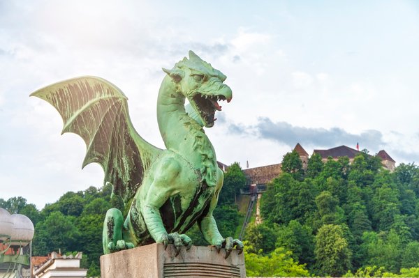 Les statues de dragons : symboles de protection et d'harmonie